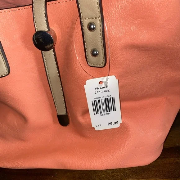 Coral 2 in 1 Crossbody or Shoulder Bag NWT - Picture 2 of 6